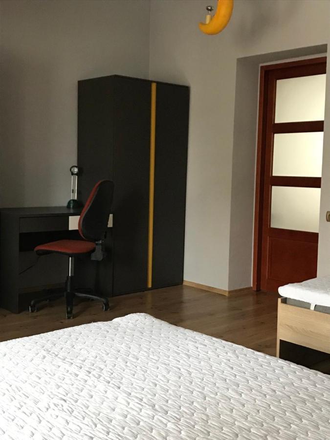 Apartment затишна в спальному районі